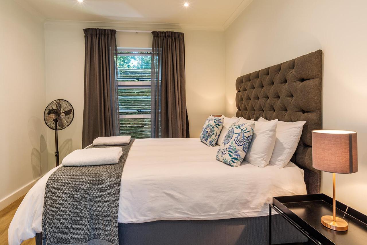 Guest house Oak Manor 2*