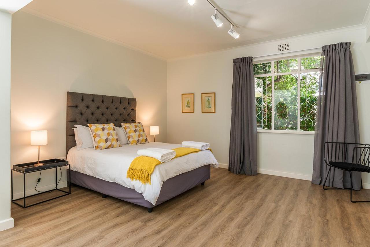 Guest house Oak Manor 2*